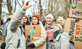 Gemeinsam ein Zeichen  für Klimagerechtigkeit setzen(c) Sebastian_Bänsch