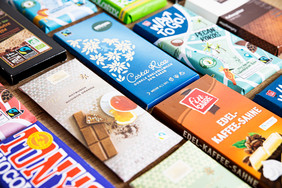 Die Auswahl an Fairtrade-Schokoladentafeln ist groß